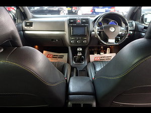 Volkswagen Golf thumbnail