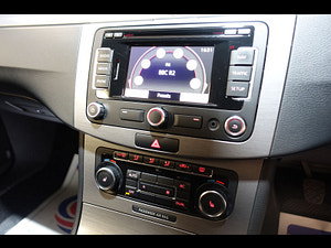 Volkswagen Passat thumbnail
