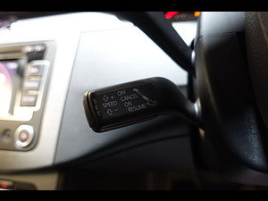 Volkswagen Passat thumbnail