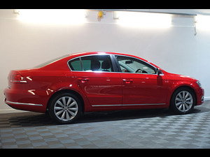 Volkswagen Passat thumbnail