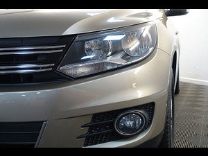 Volkswagen Tiguan thumbnail