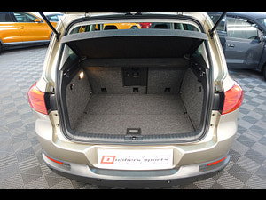 Volkswagen Tiguan thumbnail