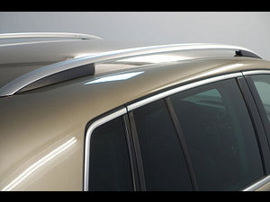 Volkswagen Tiguan thumbnail