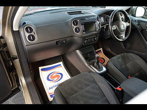 Volkswagen Tiguan thumbnail