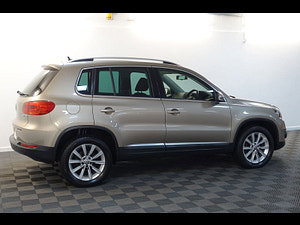 Volkswagen Tiguan thumbnail