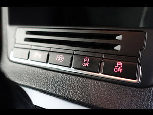 Volkswagen Tiguan thumbnail