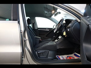 Volkswagen Tiguan thumbnail