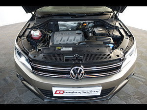 Volkswagen Tiguan thumbnail