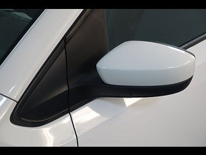 Volkswagen up! thumbnail