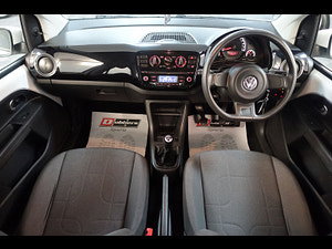Volkswagen up! thumbnail