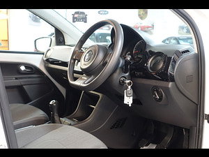 Volkswagen up! thumbnail