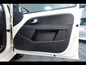 Volkswagen up! thumbnail