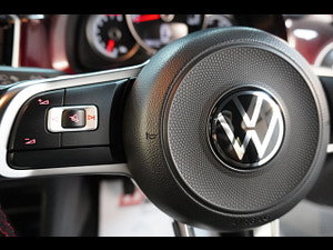 Volkswagen up! thumbnail