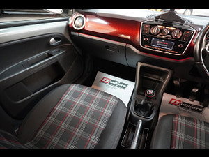Volkswagen up! thumbnail