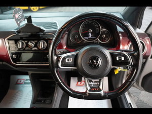 Volkswagen up! thumbnail