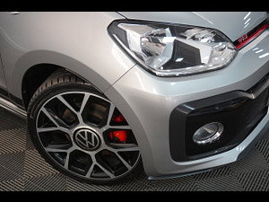 Volkswagen up! thumbnail