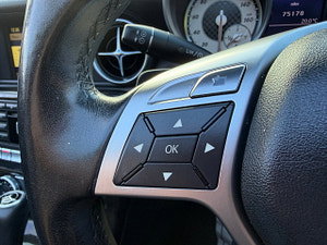 Mercedes-Benz SLK thumbnail