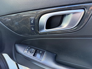 Mercedes-Benz SLK thumbnail