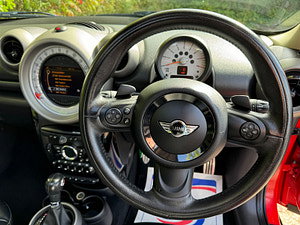MINI Countryman thumbnail