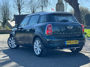 MINI Countryman thumbnail
