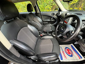 MINI Countryman thumbnail