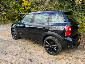 MINI Countryman thumbnail