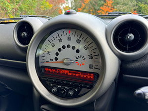 MINI Countryman thumbnail