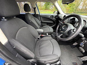 MINI Countryman thumbnail