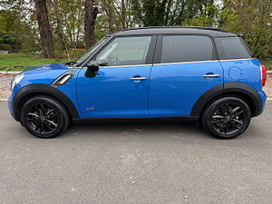 MINI Countryman thumbnail