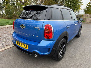 MINI Countryman thumbnail