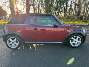 MINI Convertible thumbnail