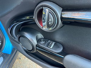 MINI Hatch thumbnail
