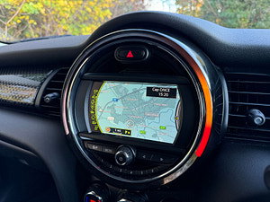MINI Hatch thumbnail