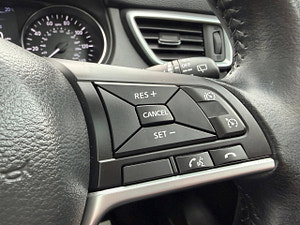Nissan Qashqai thumbnail