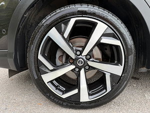 Nissan Qashqai thumbnail