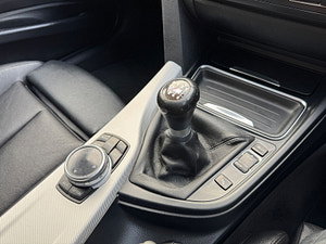 BMW 3 Series thumbnail