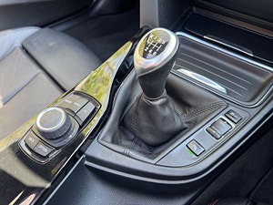 BMW 3 Series thumbnail