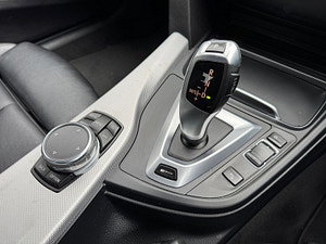 BMW 3 Series thumbnail
