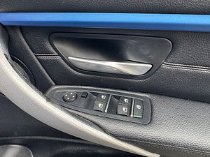 BMW 3 Series thumbnail