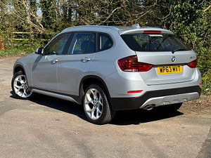BMW X1 thumbnail