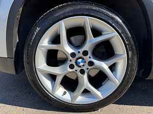 BMW X1 thumbnail