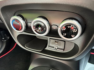 Fiat 500L thumbnail