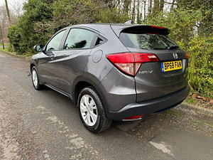 Honda HR-V thumbnail