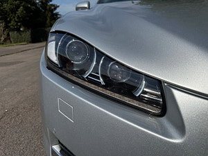 Jaguar XF thumbnail