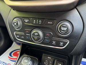 Jeep Cherokee thumbnail