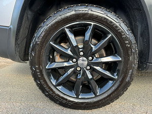 Jeep Cherokee thumbnail