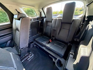 Land Rover Discovery Sport thumbnail