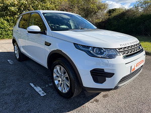 Land Rover Discovery Sport thumbnail