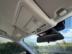 Land Rover Discovery Sport thumbnail