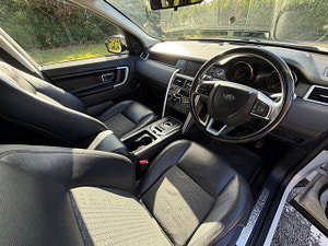 Land Rover Discovery Sport thumbnail